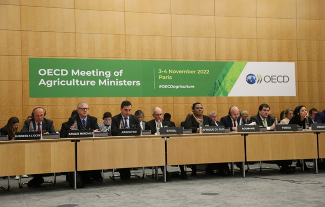 Delegatie a Ministerului Agriculturii la un eveniment de talie europeana, la Paris