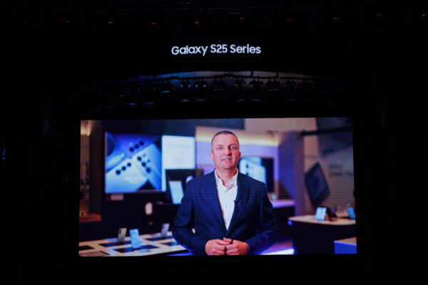 Samsung lansează seria Galaxy S25 în România printr-un eveniment unic ce îmbină tehnologia cu arta