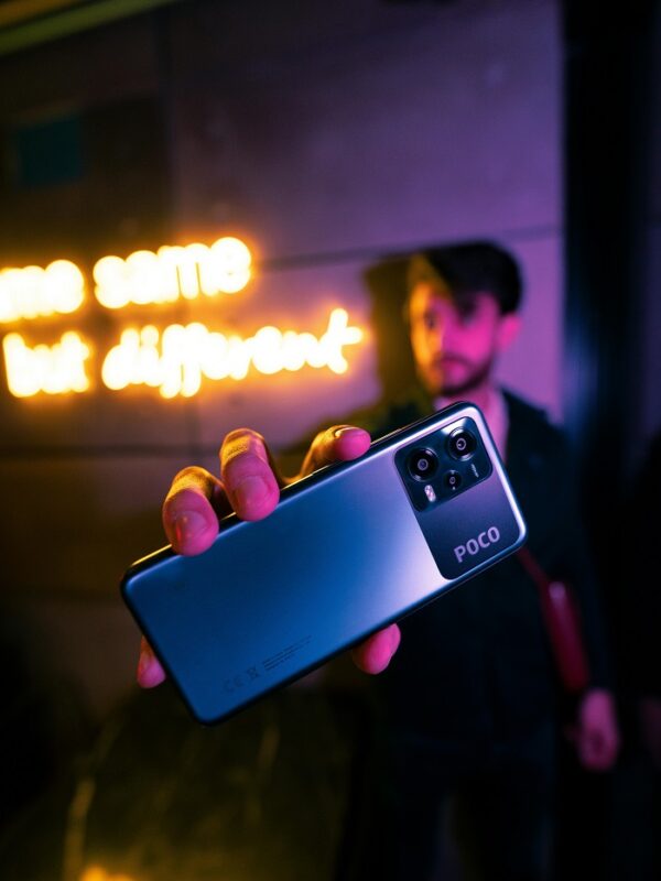 POCO lansează seria POCO F8 și intră în segmentul premium cu inovații îndrăznețe de flagship